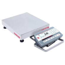 Picture of 12,500g Capacity Ohaus Defender 5000 Bench Scale, 0.5g Readability