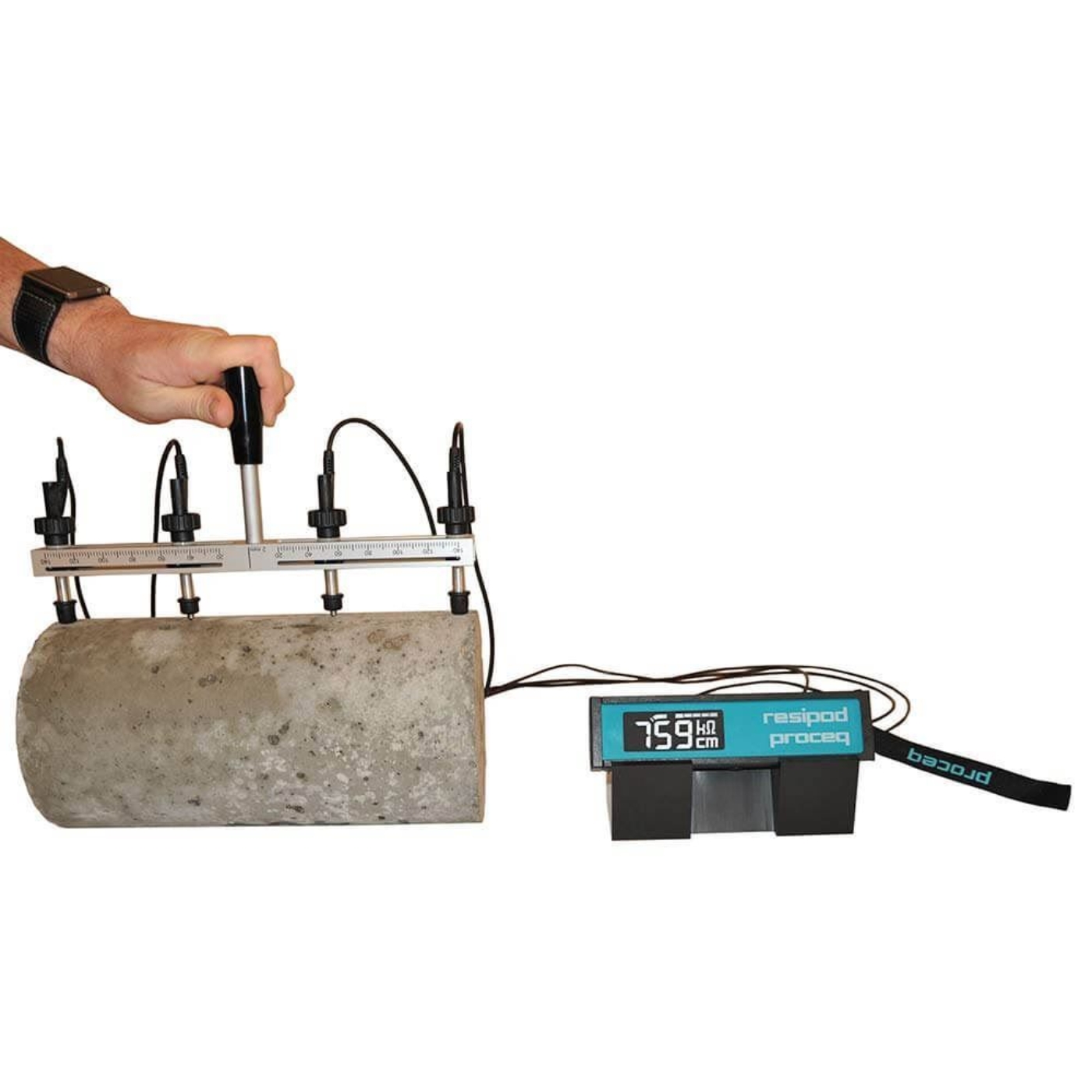Geometric Accessory application setup shown with Resipod Concrete Resistivity Meter (Meter sold separately, Concrete sample not included)