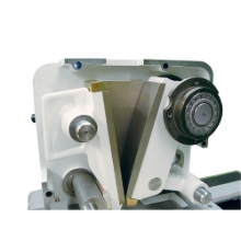 Picture of Zirconium Oxide Crushing Jaws, Fixed